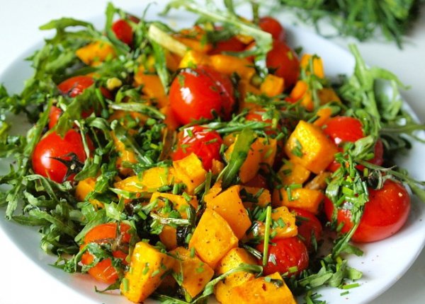 Рецепт 
                Теплый салат из тыквы с помидорами черри
            