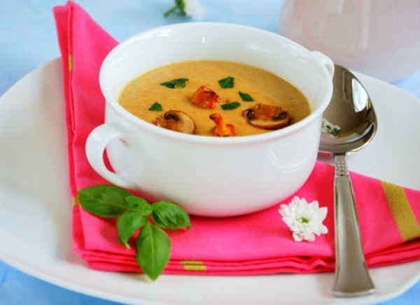 Рецепт 
                Крем-суп с лесными грибами
            