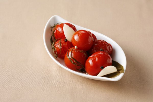Рецепт 
                Соленые помидоры: тонкости м нюансы приготовления
            