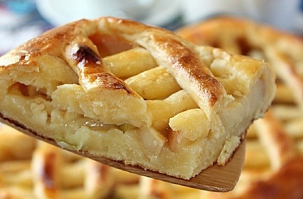 Рецепт 
                Творожный пирог с яблоками и корицей
            