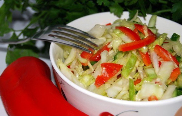 Рецепт 
                Салат из капусты с красным перцем
            