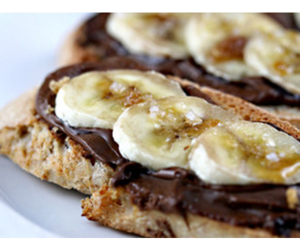 Рецепт 
                Бутерброды с шоколадным кремом и бананами
            