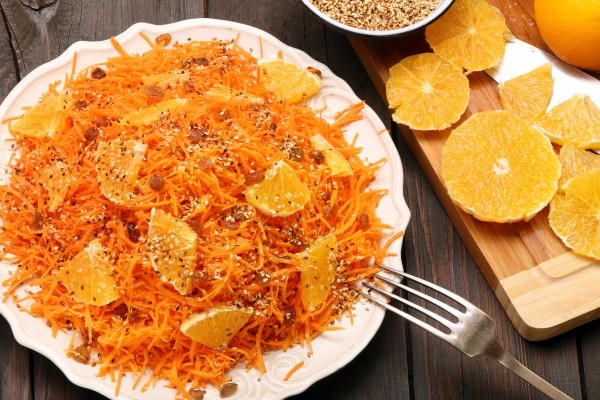 Рецепт 
                Постный салат из моркови с апельсинами
            
