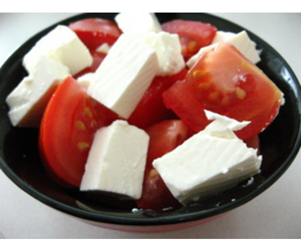 Рецепт 
                Салат с помидорами и фетой
            