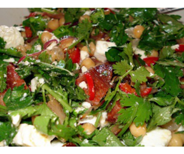 Рецепт 
                Теплый салат с турецким горохом и чорицо
            