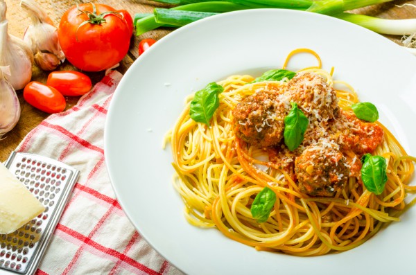 Рецепт 
                Простой рецепт спагетти с фрикадельками
            