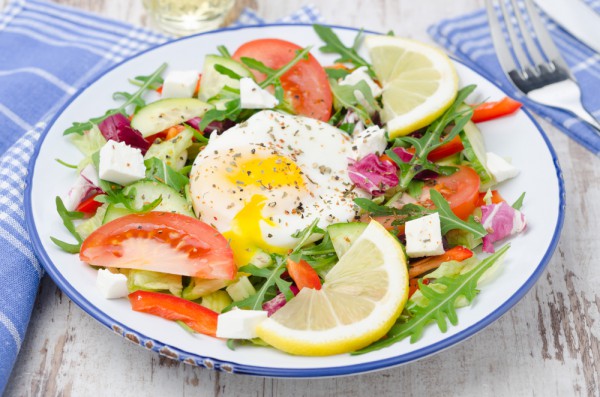 Рецепт 
                Овощной салат с яйцом-пашот
            