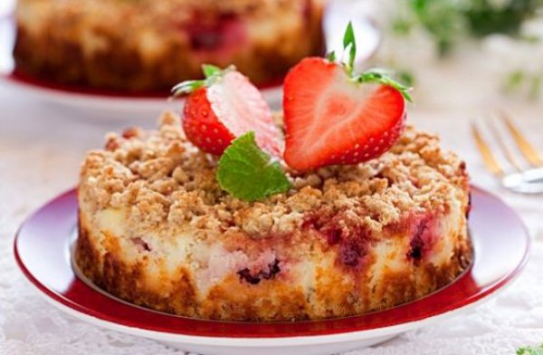Рецепт 
                Пирог с творогом и ягодами
            