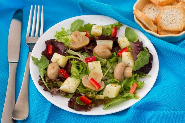 Рецепт 
                Постный салат из грибов и картофеля
            