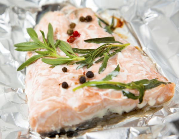 Рецепт 
                Запеченный лосось в фольге
            