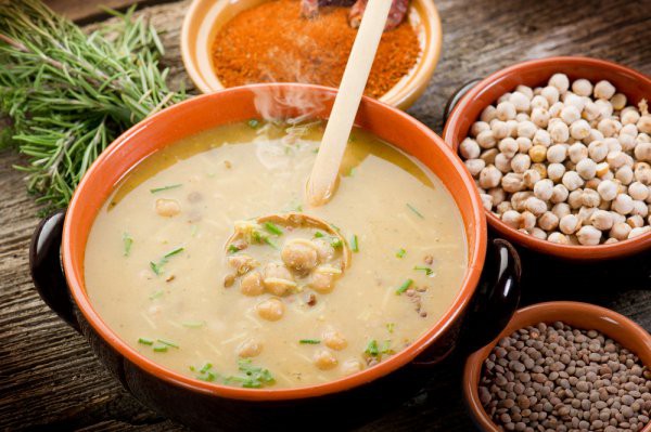Рецепт 
                Суп из телятины с горохом нут
            