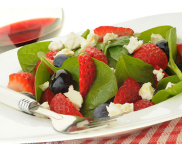 Рецепт 
                Салат с ягодами и фетой
            