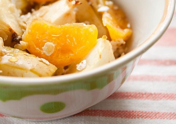 Рецепт 
                Постный завтрак: Овсянка с яблоками и мандаринами
            