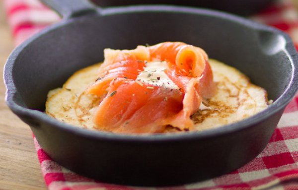 Рецепт 
                Картофельные блины с рыбой и сливочным сыром
            