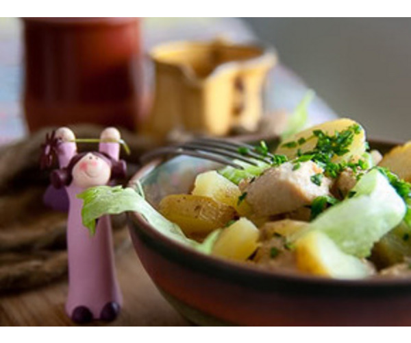 Рецепт 
                Салат из курицы и картофеля
            