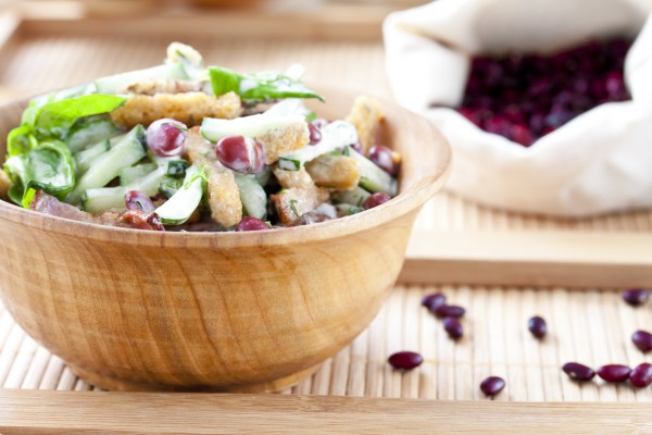 Рецепт 
                Зимний салат с беконом и красной фасолью
            