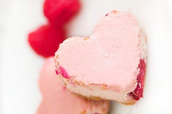 Рецепт 
                Рецепты на День Валентина: Ягодные пирожные
            