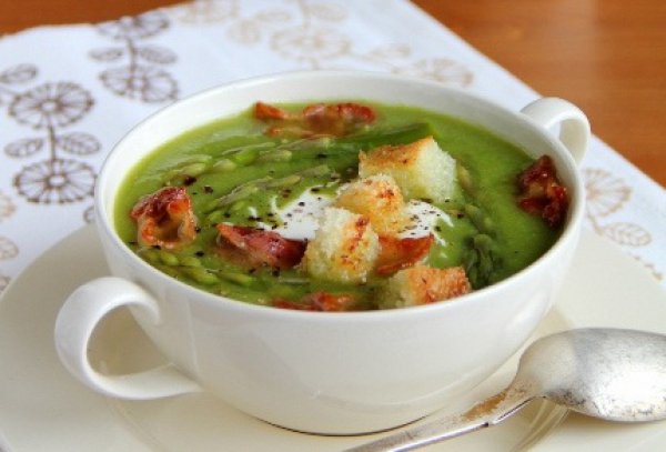 Рецепт 
                Суп из зеленого горошка со спаржей
            