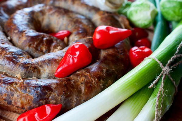 Рецепт 
                Домашняя колбаса из трех видов мяса
            