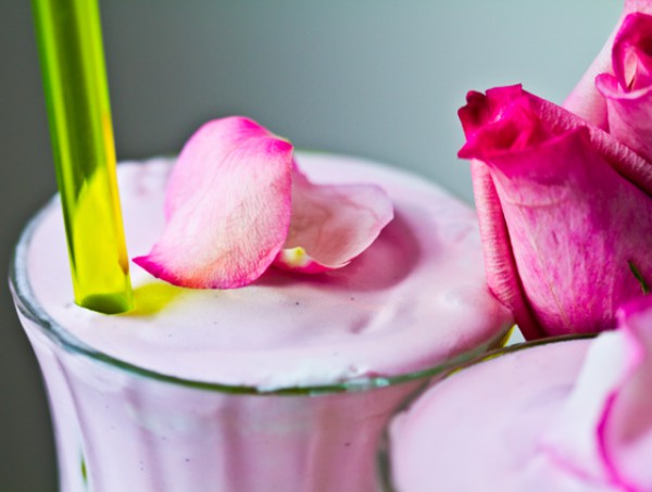 Рецепт 
                Рецепты на День Валентина: Розовый коктейль
            