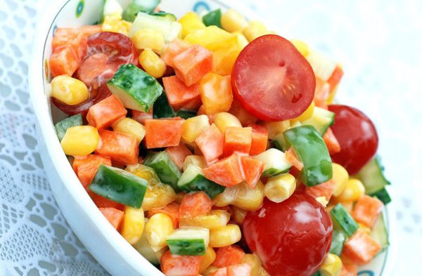 Рецепт 
                Разноцветный овощной салат
            