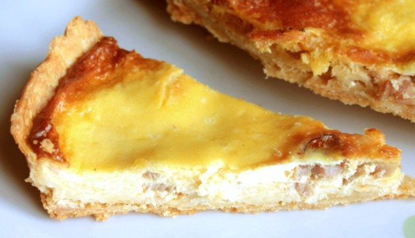 Рецепт 
                Пирог с ветчиной и сыром
            