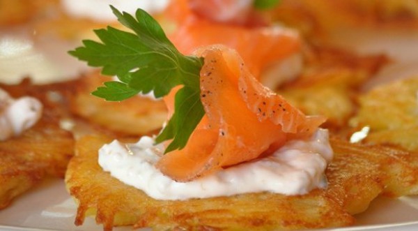 Рецепт 
                Закуска из картофеля и семги
            