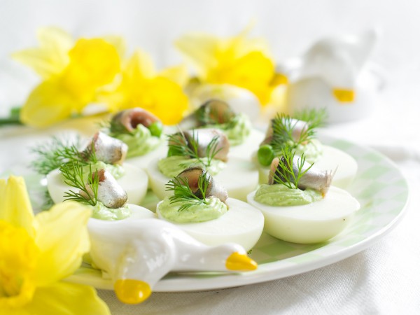 Рецепт 
                Пасхальные рецепты: Фаршированные яйца с авокадо
            