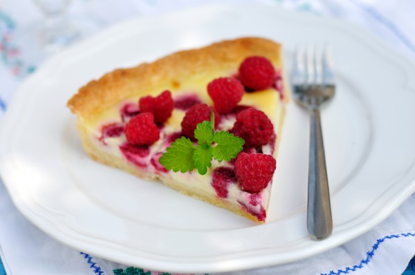 Рецепт 
                Пирог с белым шоколадом и ягодами
            