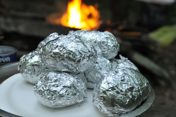 Рецепт 
                Запеченный картофель в фольге на углях
            