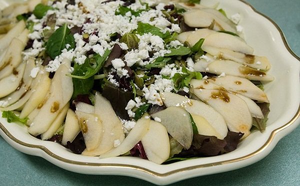 Рецепт 
                Осенний салат из груш с клюквой и сыром
            
