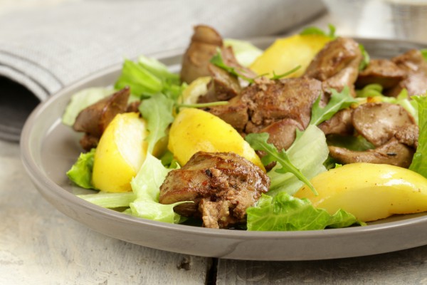 Рецепт 
                Рецепты на 8 марта: Теплый салат из печени и яблок
            