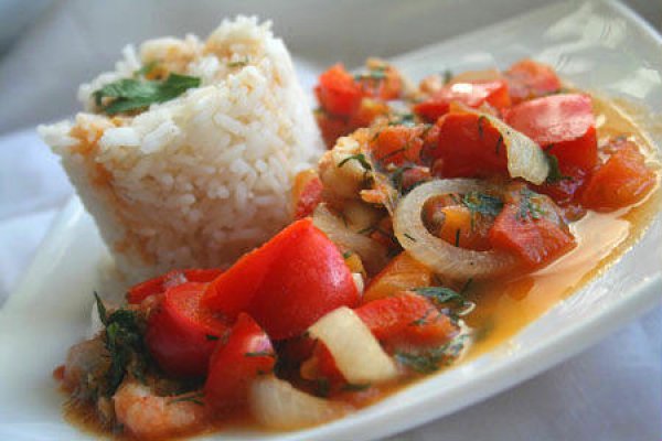 Рецепт 
                Рис с креветками, кальмарами и овощами
            