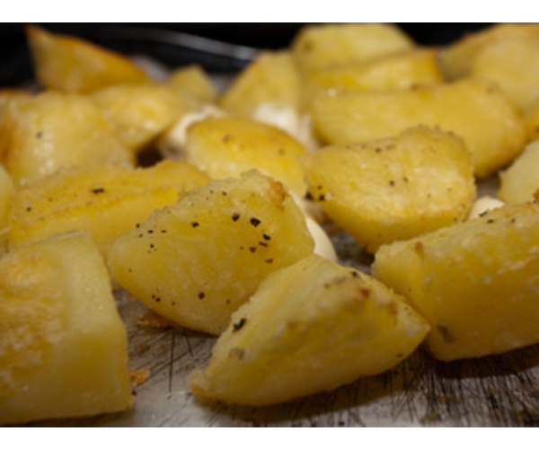 Рецепт 
                Жареный картофель с чесночным соусом
            