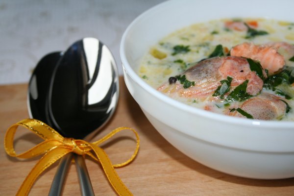 Рецепт 
                Сырный суп с морепродуктами
            