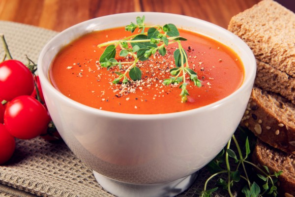 Рецепт 
                Итальянский томатный суп с хлебом
            